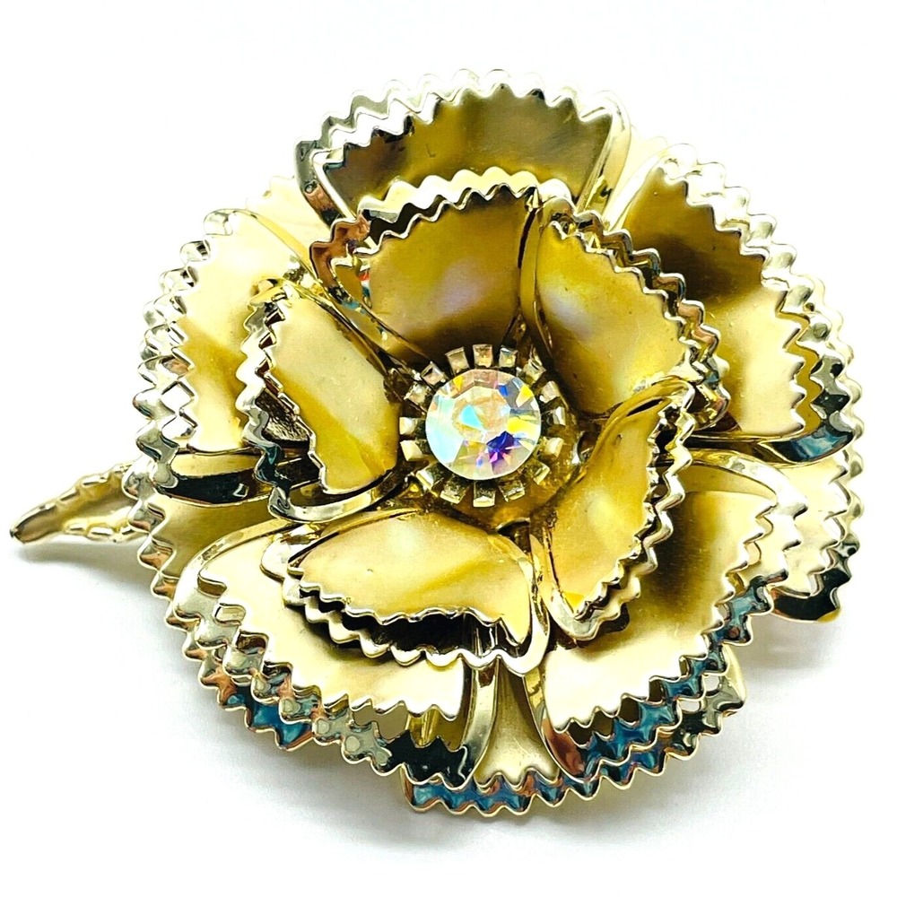 Vintage Gold Tone Flower Brooch Aurora Borealis Rhinestone Center Pin Statement